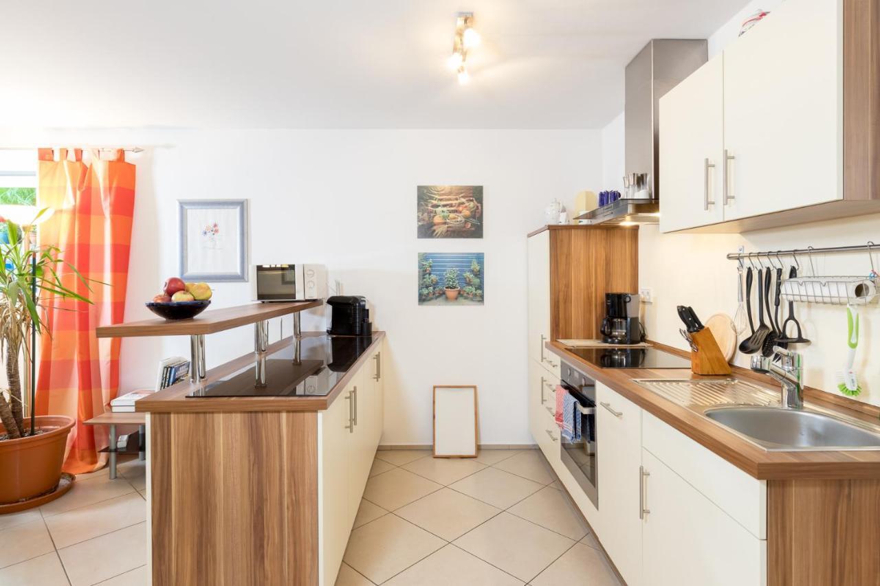 Bodensee Apartment Ueberlingen "Bauhaus Ueber Der Stadt" Eksteriør billede