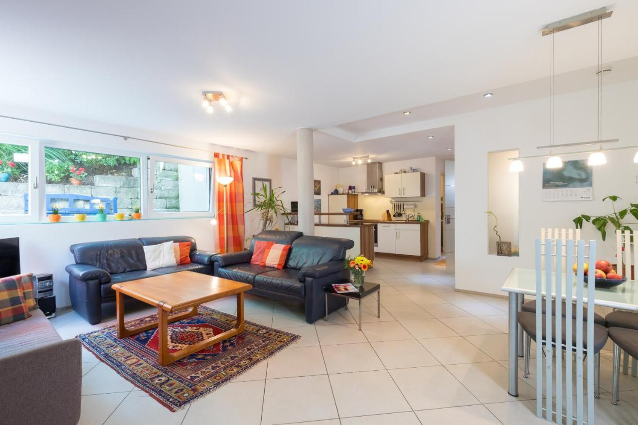 Bodensee Apartment Ueberlingen "Bauhaus Ueber Der Stadt" Eksteriør billede